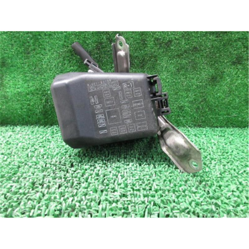 ダイハツ 純正 ハイゼット 《 S510P 》 ヒューズボックス P91500