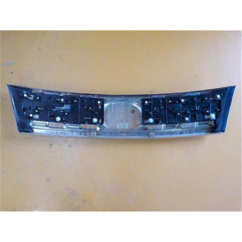 ダイハツ 純正 ムーブ 《 LA150S 》 フロントグリル 53105-B2251