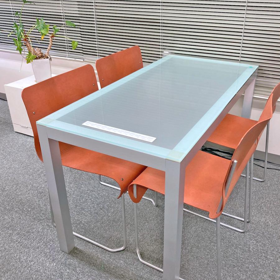 【4月始まり】2026年 貼ってはがせるカレンダー【Ｓ】シール 1年間 オフィス 受付 カウンター 病院 パソコン回り 糊残りなし 日曜始まり 月曜始まり |  | 07