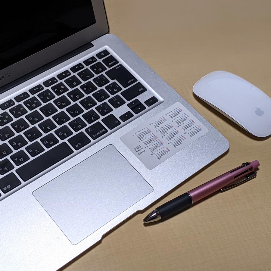 【4月始まり】2025年 貼ってはがせるカレンダー【SS】シール 1年間 名刺サイズ スマートフォン オフィス パソコン回り  糊残りなし 日曜始まり 月曜始まり |  | 04