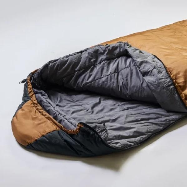 ISUKA（イスカ） アルファライト 700X 1118 シュラフ 寝袋 : ニッチ