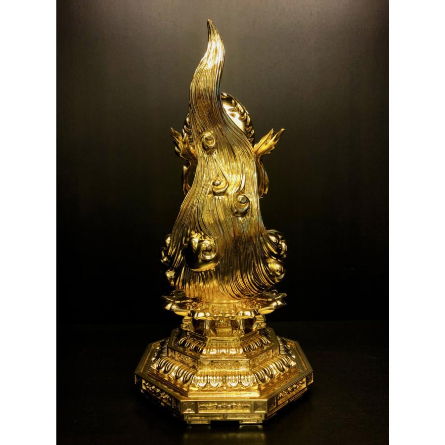 古い木製仏像　本格漆　金箔　蓮坐　時代あり　蓮座に金箔 古い木製仏像 本格漆 金箔 蓮坐 時代あり 蓮座に金箔 古い木製仏像