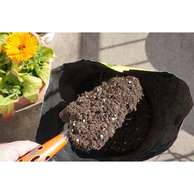 有機野菜をつくる土 １４L 1袋 有機栽培 土 送料込 |  | 02