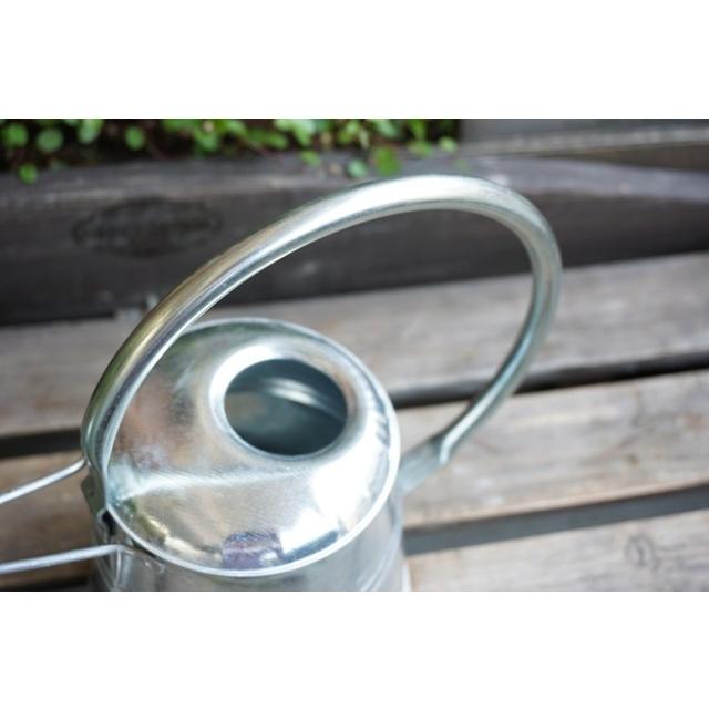 じょうろ ブリキウォータリングカン フレンチ １Ｌ ジョウロ |  | 02