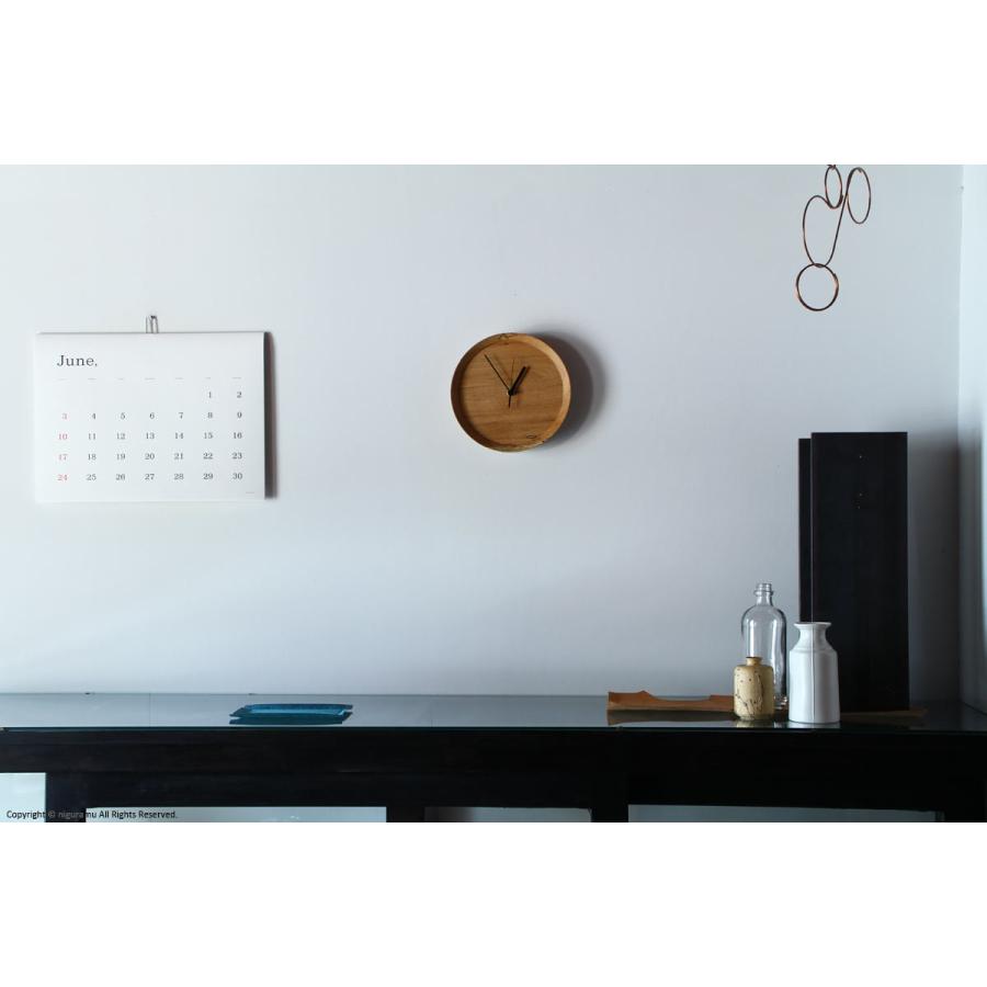 虫喰いの壁掛け時計/丸 [RetRe/リツリ] [Noの付いた画像から商品をお