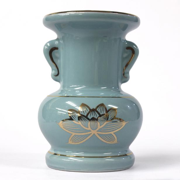 【ポイント5倍】仏具 陶器製 花立「セト花立 4.5寸」青磁上金蓮 花瓶 仏具用品 : お仏壇の日本堂 - 通販 - Yahoo!ショッピング