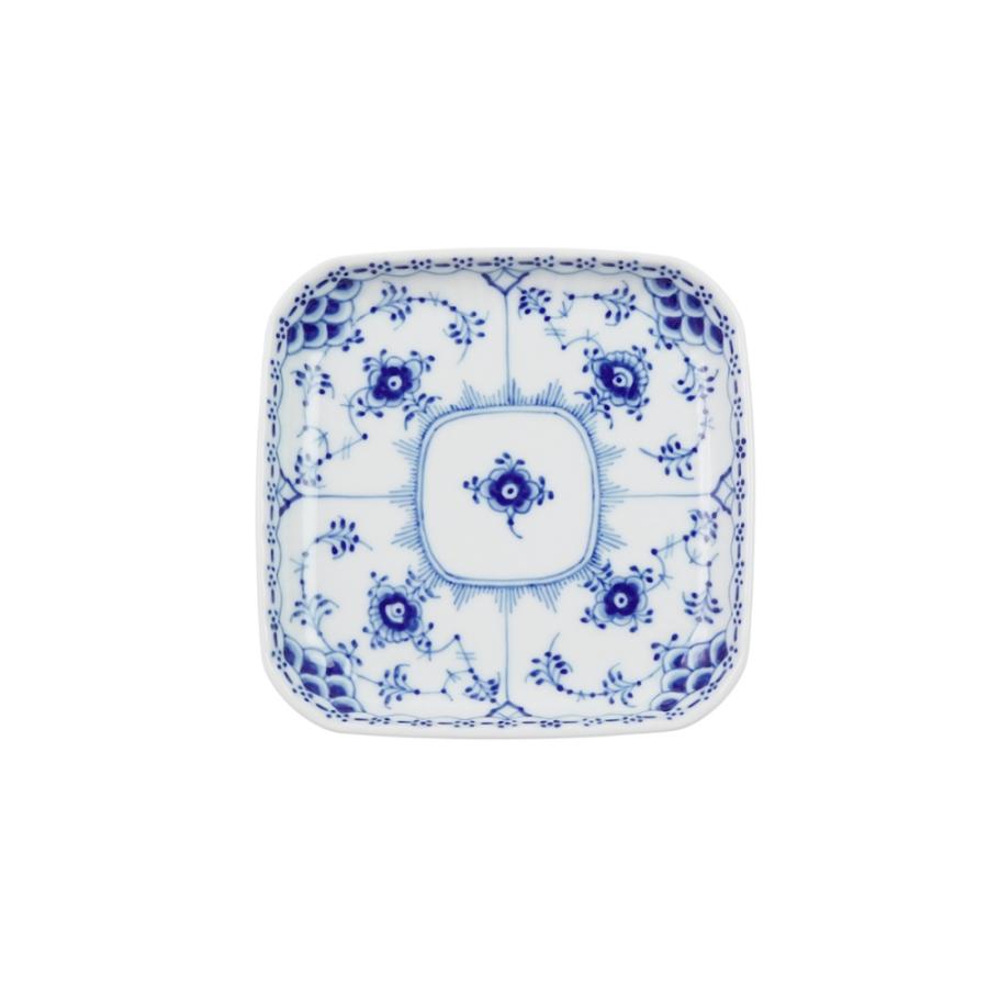 ブルーフルーテッド 並行輸入品 ロイヤルコペンハーゲン ハーフレース