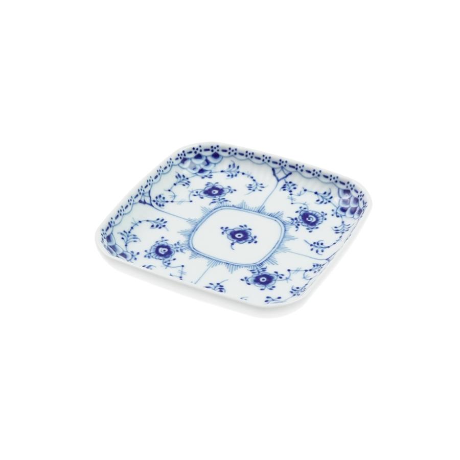 ブルーフルーテッド 並行輸入品 ロイヤルコペンハーゲン ハーフレース