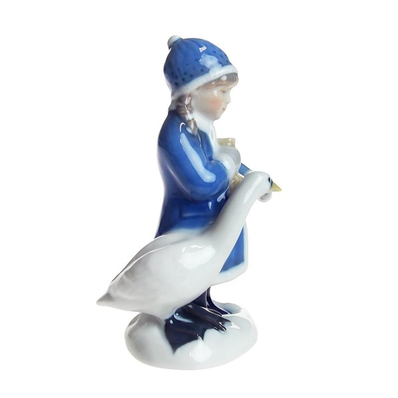 ロイヤルコペンハーゲン イヤーフィギュリン 17 1 021 110 送料無料祭 輸入ブランド洋食器専門店2本の剣 通販 Yahoo ショッピング