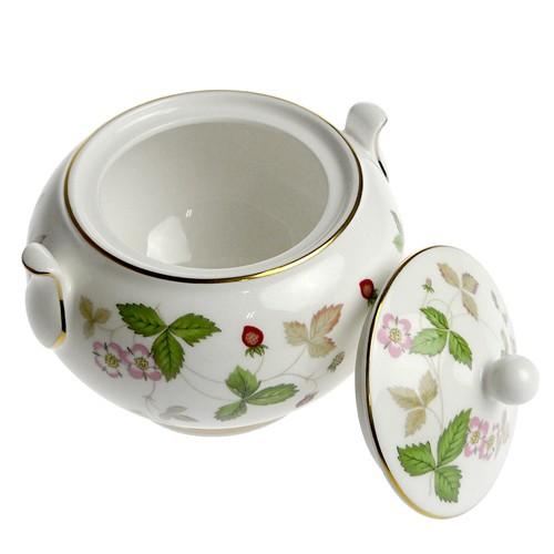WEDGWOOD（ウェッジウッド） 並行輸入品 ワイルドストロベリー