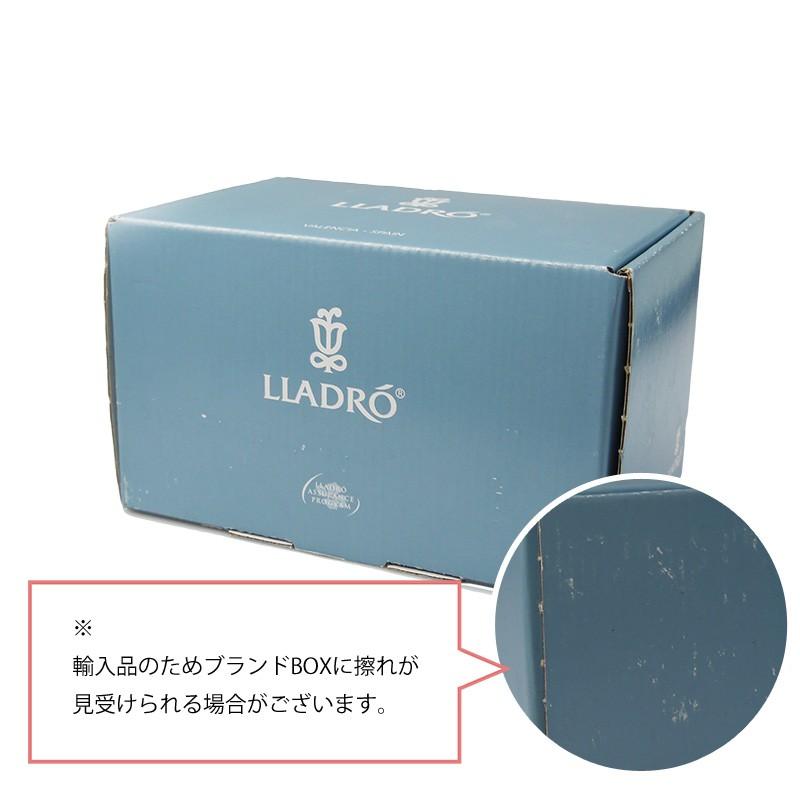 LLADRO（リヤドロ） 並行輸入品 人形 自慢のお母さん 8291 : 輸入