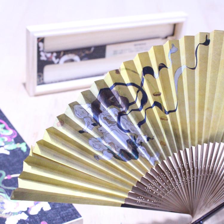 [新品] 鉄扇　風林火山金色文字入り 収納ケース付き imgrc0064354068.jpg