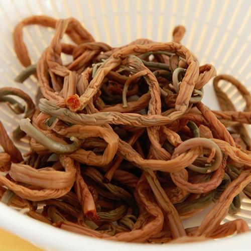 新潟産 天然乾燥ぜんまい 300g（100g×3袋）耕太郎農園/送料無料