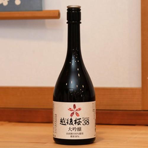 越後桜 premiere プルミエール　大吟醸　日本酒 (限定生産 / 金賞) Amazon.co.jp: 越後桜 premiere 大吟醸 (720ml / ISC