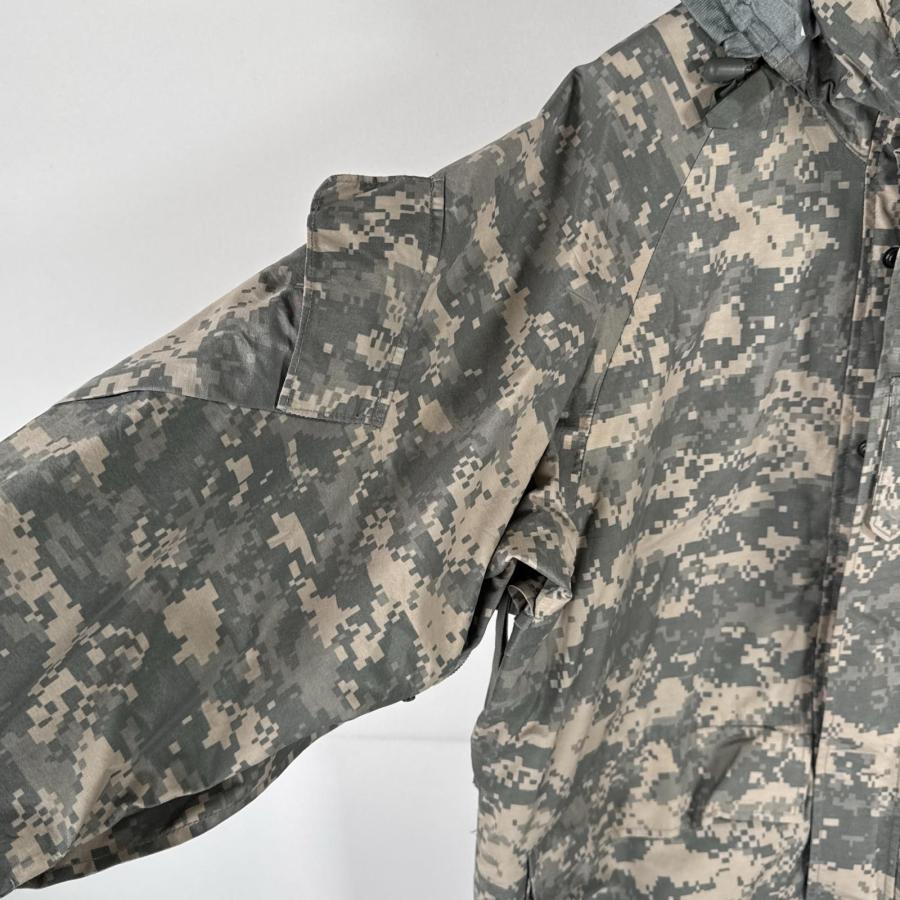 USA古着 ミリタリージャケット ECWCS GORE-TEX デジカモ 米軍 実物
