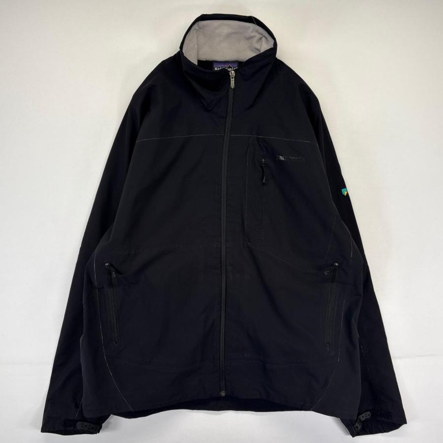 patagonia（パタゴニア） 古着 ナイロンジャケット フィギュア4