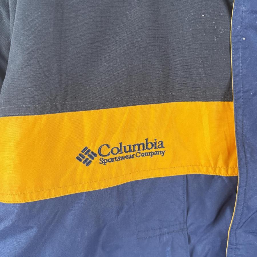 Columbia（コロンビア） 古着 マウンテンジャケット 中綿 パーカー