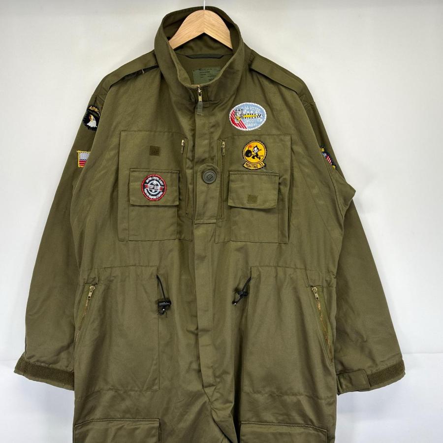 古着 長袖つなぎ イギリス軍 オールインワン ミリタリー 戦闘服 ワッペン 大きいサイズ ジャンプスーツ 180/104  グリーン メンズ 古着 長袖つなぎ イギリス軍 オールインワン ミリタリー 戦闘服