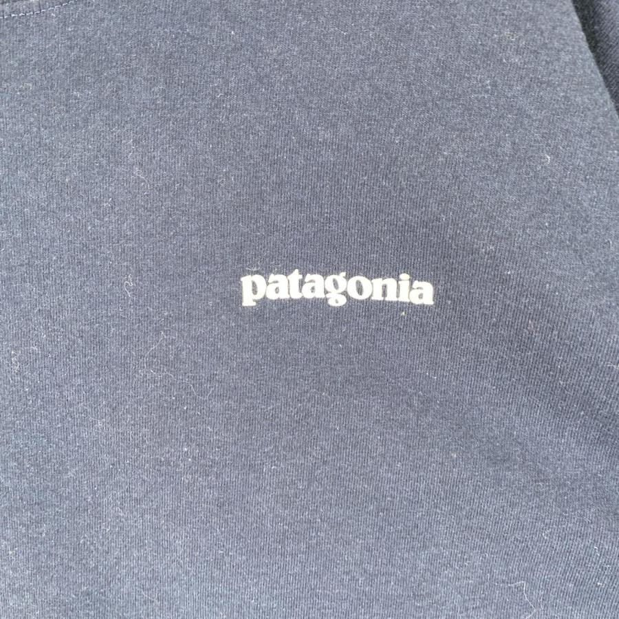 patagonia（パタゴニア） 古着 長袖Tシャツ アウトドア ロゴ 大きい