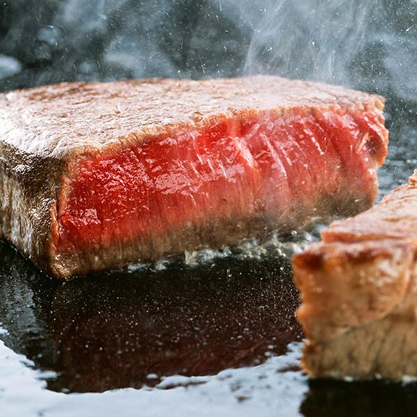 最高級 A5ランク 仙台牛 ヒレステーキ 130〜150g×2枚  ヒレ ヒレ肉 フィレ 牛ヒレ 牛ヒレ肉 フィレステーキ 贈答 誕生日 お祝い 記念日 ギフト お歳暮 御歳暮の画像