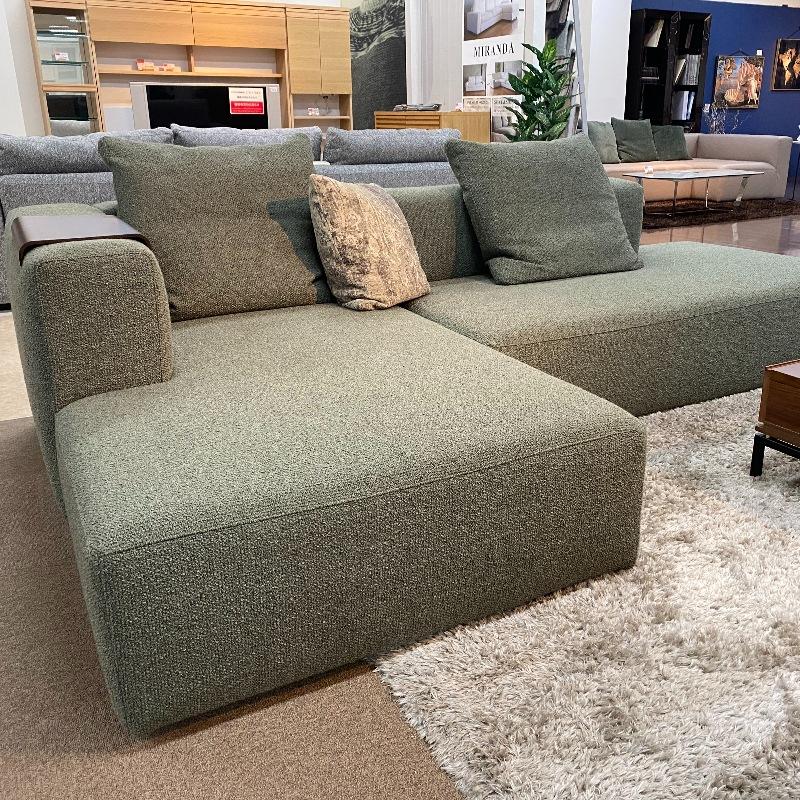 エスティックフォルマックス（formax） ダイニングチェア二脚セット