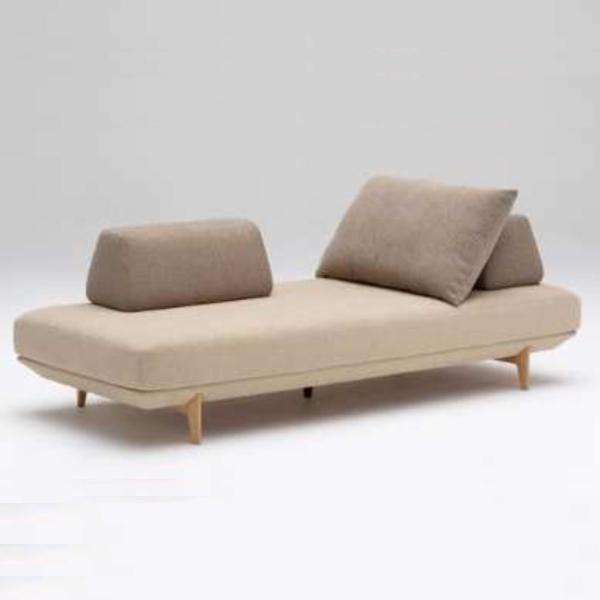 karimoku(カリモク家具)のUU40モデル コーナーカウチソファーです。脚を外してローソファとしても活躍する3人掛けソファ。丸みを帯びた優しいデザインのワイドソファです。※カバーリングDB336 ソファ／UU40モデル ｜タイプ別おすすめライフシーン｜暮らしで変わる