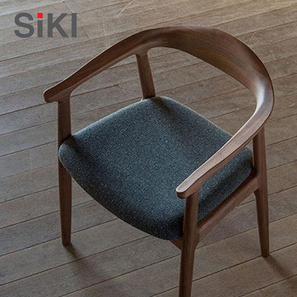 シキファニチア オメガ アームチェア セミアームチェア ダイニングチェア 椅子 イス SIKI FURNITURE おしゃれ デザイナーのサムネイル