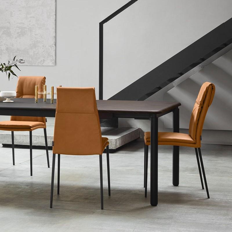 calligaris（カリガリス） ダイニングチェア CARMEN カルメン CS2052