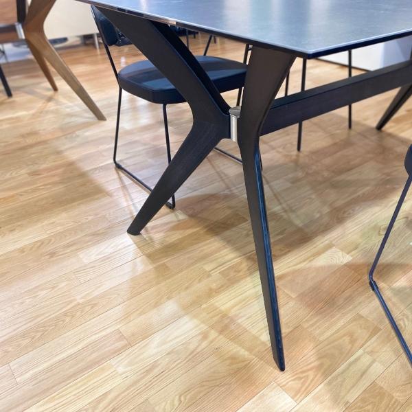 calligaris 【数量限定】TOKYO トーキョー P132:グラファイト calligaris 【数量限定】TOKYO トーキョー P132:グラファイト