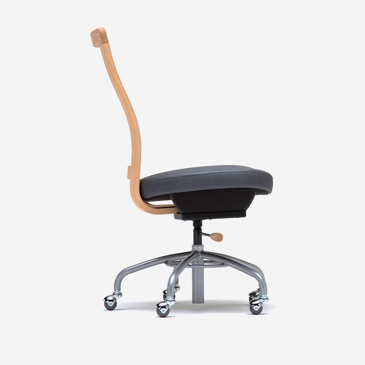 カリモク家具（KARIMOKU FURNITURE） カリモク デスクチェア XT47