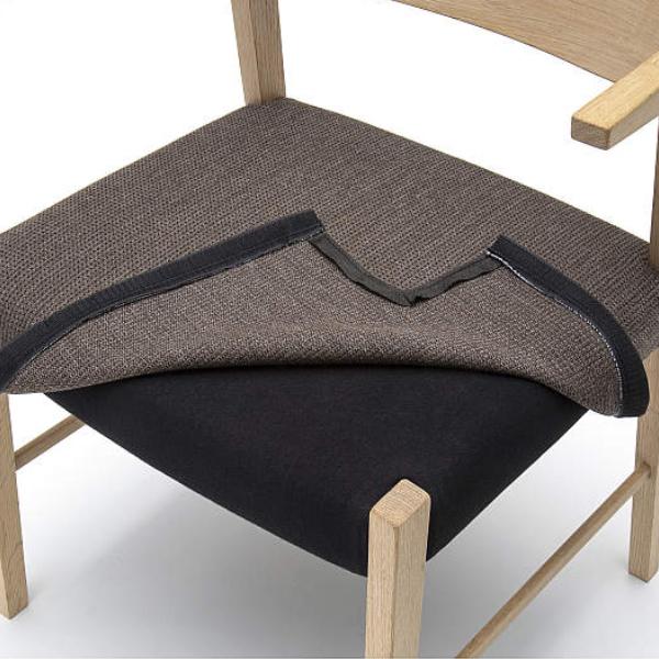 カリモク家具（KARIMOKU FURNITURE） カリモク 食堂椅子（肘小） CW38