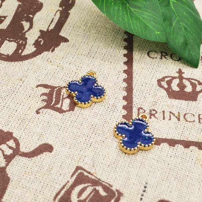 クローバーペンダントパーツ 青 2個 セット ペンダント クローバー