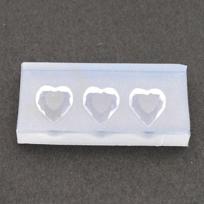 シリコンモールド 小 ハート 2 シリコンモールド ハート かわいい レジン用品 Uvレジン レジン レジン用パーツ 枠 Uvレジン 封入 レシピ ハンドメイド 手芸 アク Nn Scmss 024 アクセサリーパーツnina Yahoo 店 通販 Yahoo ショッピング