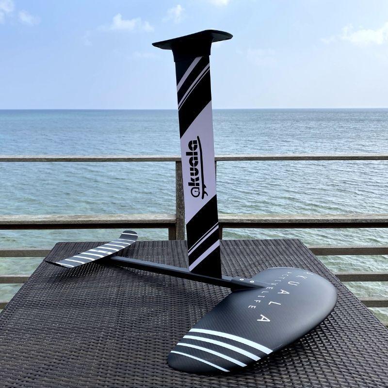 海外品 AKUALA（アクアラ）【クジラA66】ハイドロフォイル アルミ＆カーボン SUPサーフィン サップ用 ウェークボード用 サーフィンボード用 【1268974925】(45530円)