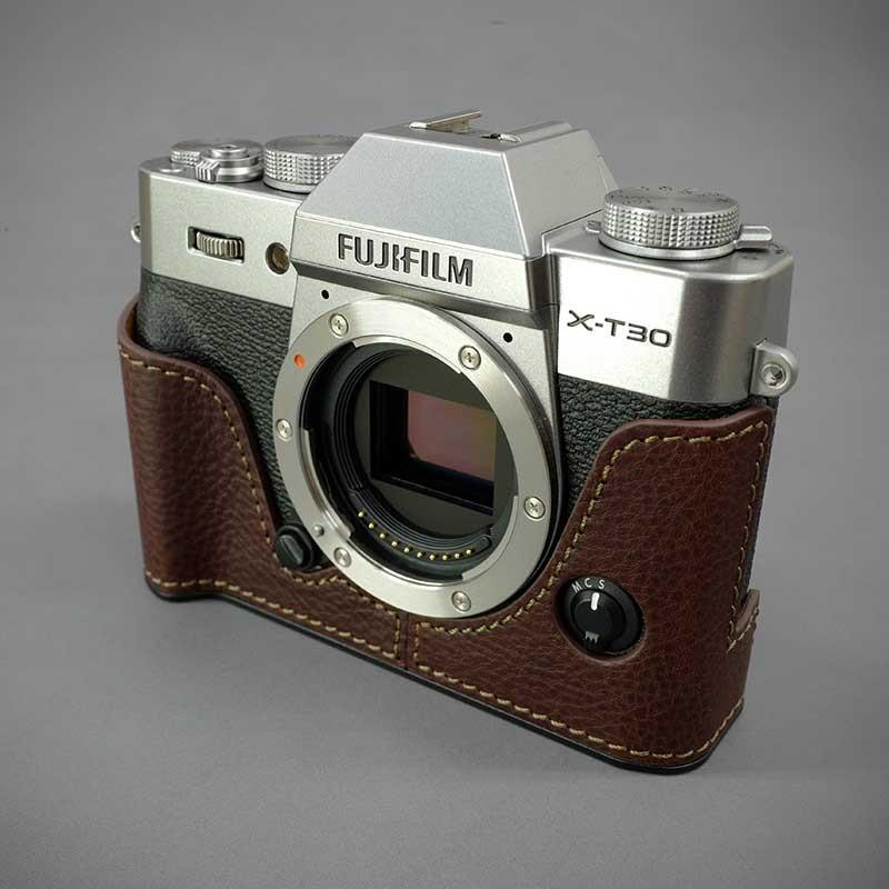 カメラケース Lims リムズ FUJIFILM X-T30 専用 イタリアンレザー ケース Brown ブラウン おしゃれ 本革 牛革 メタルプレート FJ-XT30BR LIM'S 日本正規販売店_1