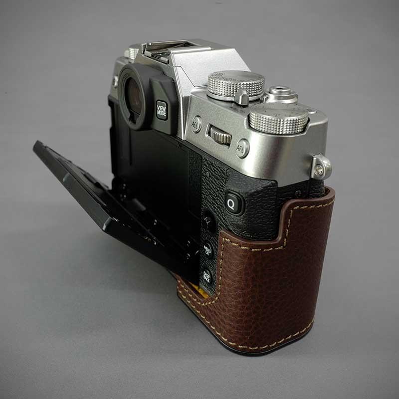 カメラケース Lims リムズ FUJIFILM X-T30 専用 イタリアンレザー ケース Brown ブラウン おしゃれ 本革 牛革 メタルプレート FJ-XT30BR LIM'S 日本正規販売店_3