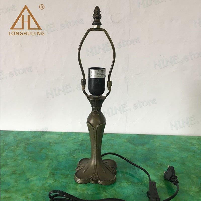 高品質 ガラス工芸 花柄 ベッドサイドランプ 間接照明 アンティーク 豪華な卓上照明 table lamp ステンドグラス おしゃれ デスクライト_3