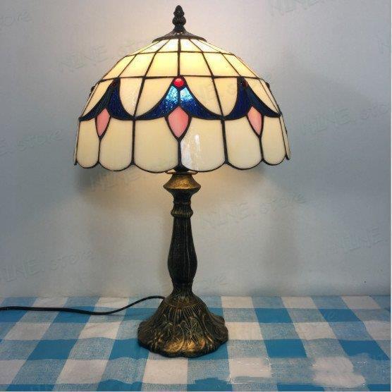 豪華 table lamp ベッドサイドランプ 電気スタンド ティ卓上照明 ステンドグラス レトロ アンティーク花柄 ガラス工芸 デスクライト_4