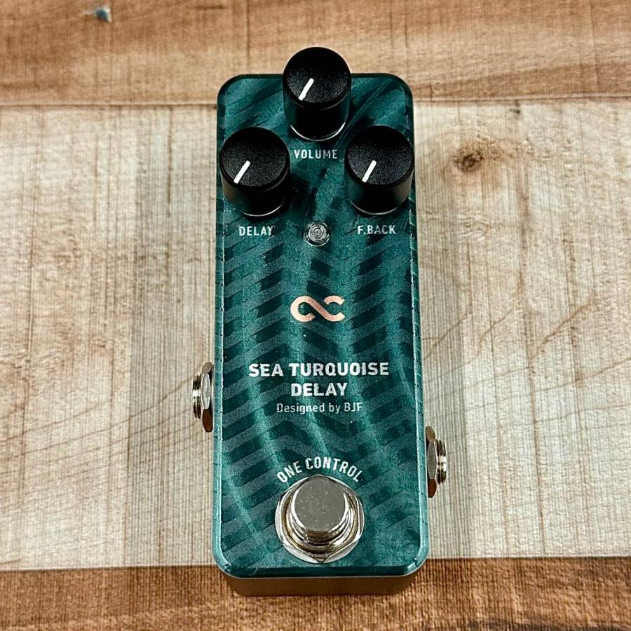 Sea Turquoise Delay