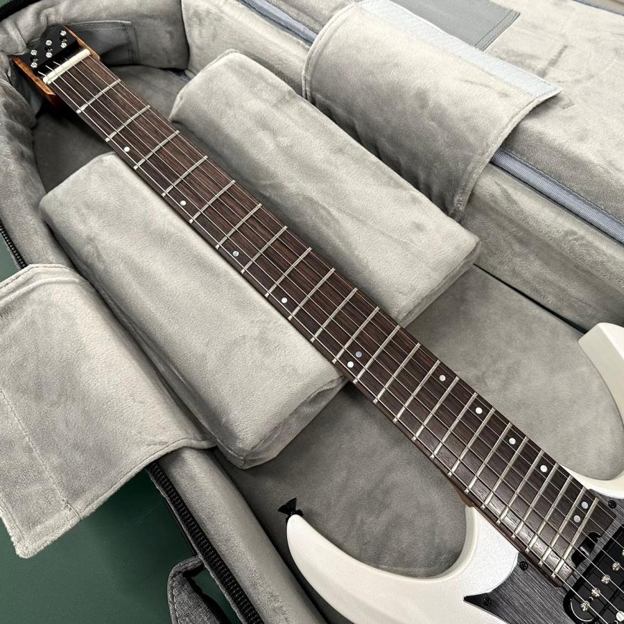 中古】【保証対象外】 Mooer GTRS W800（Pearl White）/ a45154 エレキ