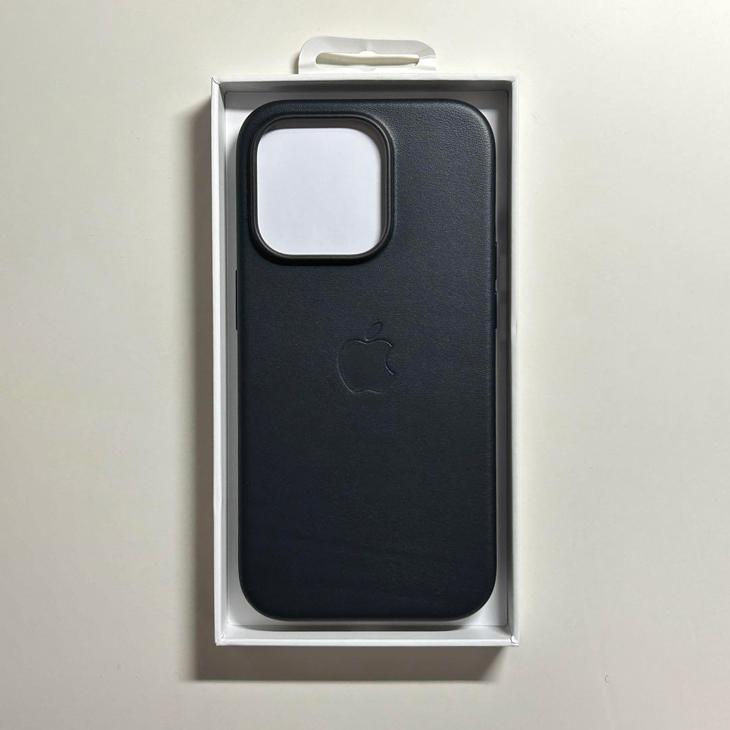 MagSafe対応 iPhone 14 Pro レザーケース・ミッドナイト 新品