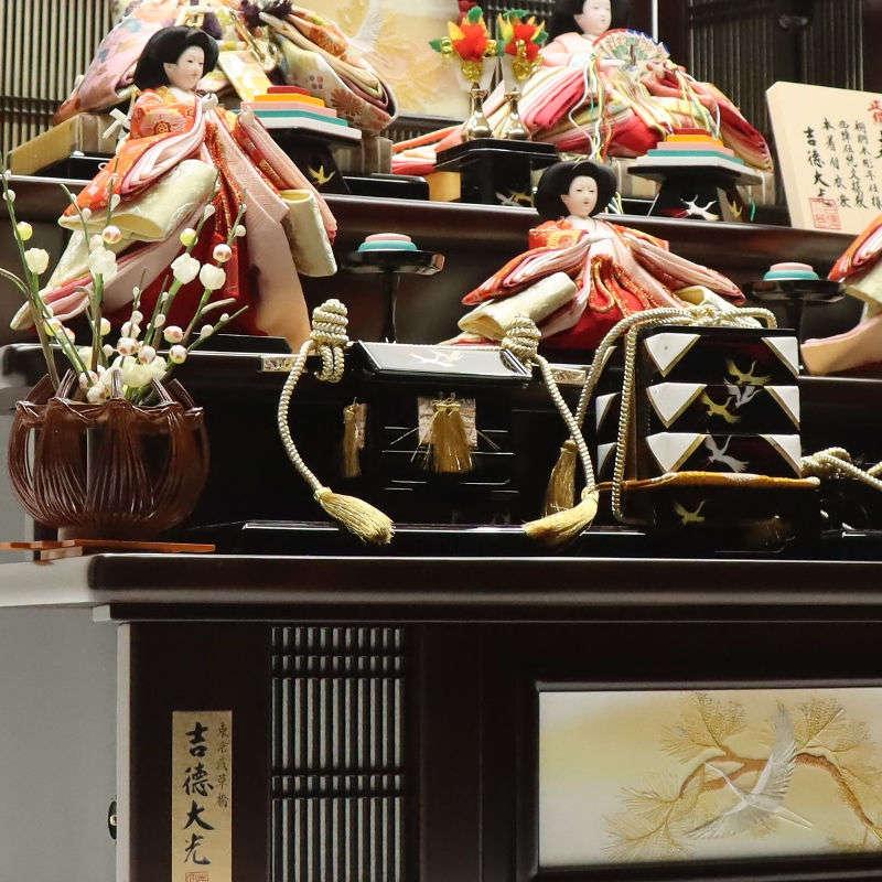雛人形 段飾り 春窓雛 吉徳大光 京十親王 五寸官女 江都みやび 正絹 春窓三段飾り 2024-yg123 幅85cm 三段飾_14