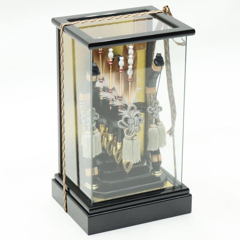 破魔弓 ケース飾り 金閣 8号 高さ37cm 黒塗りケース 2024-ys010の画像