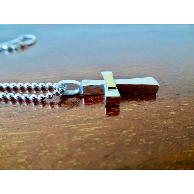 仁尾彫金『k18ステッカー、フラットシルバークロス』ハンドメイド311b 
