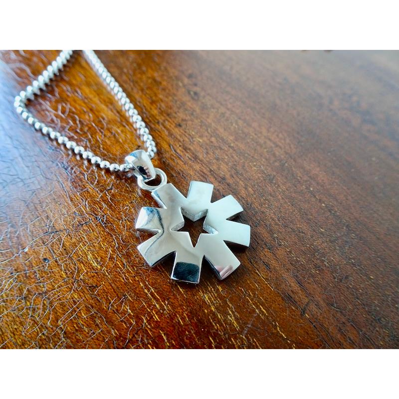 仁尾彫金『クリ抜きスターペンダント』ハンドメイド387b : 仁尾彫金 