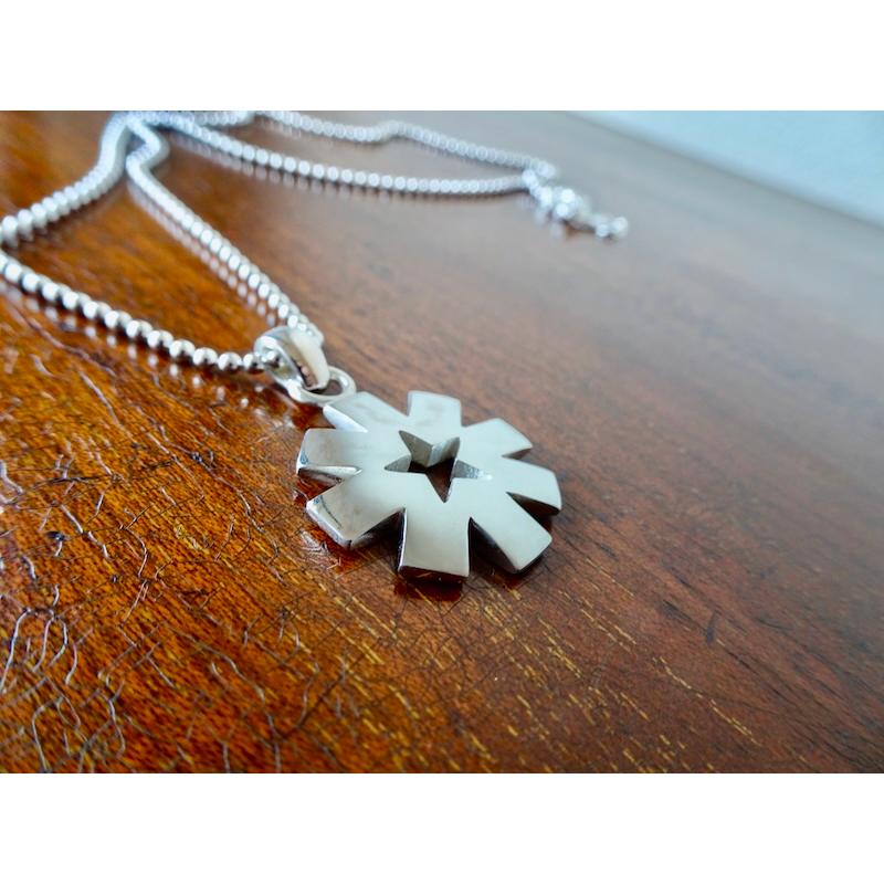仁尾彫金『クリ抜きスターペンダント』ハンドメイド387b : 仁尾彫金