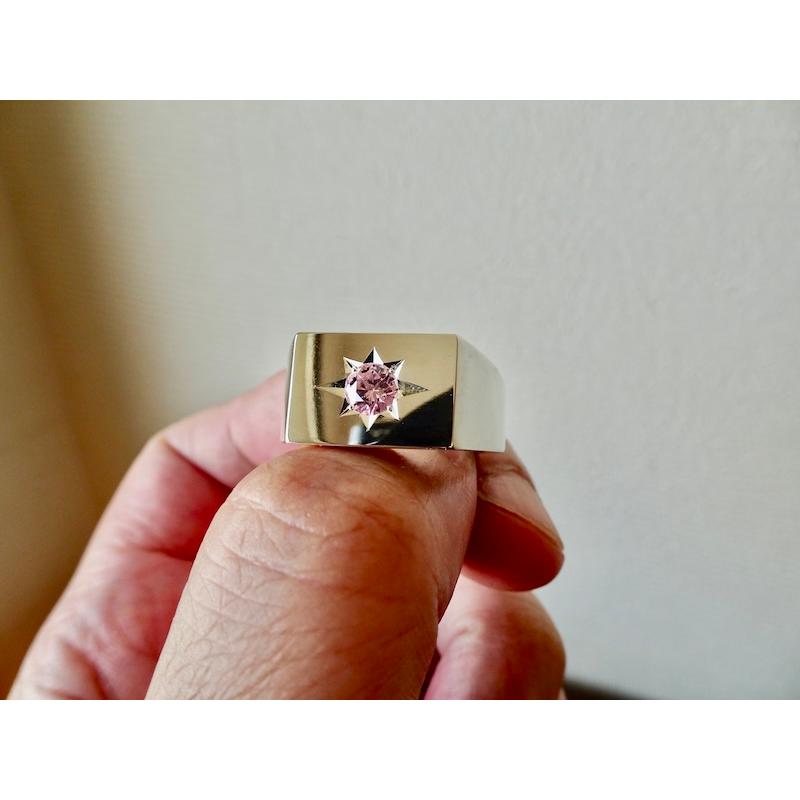 仁尾彫金『一つ星5mmピンクジルコニア印台リング、磨き』ハンドメイド 