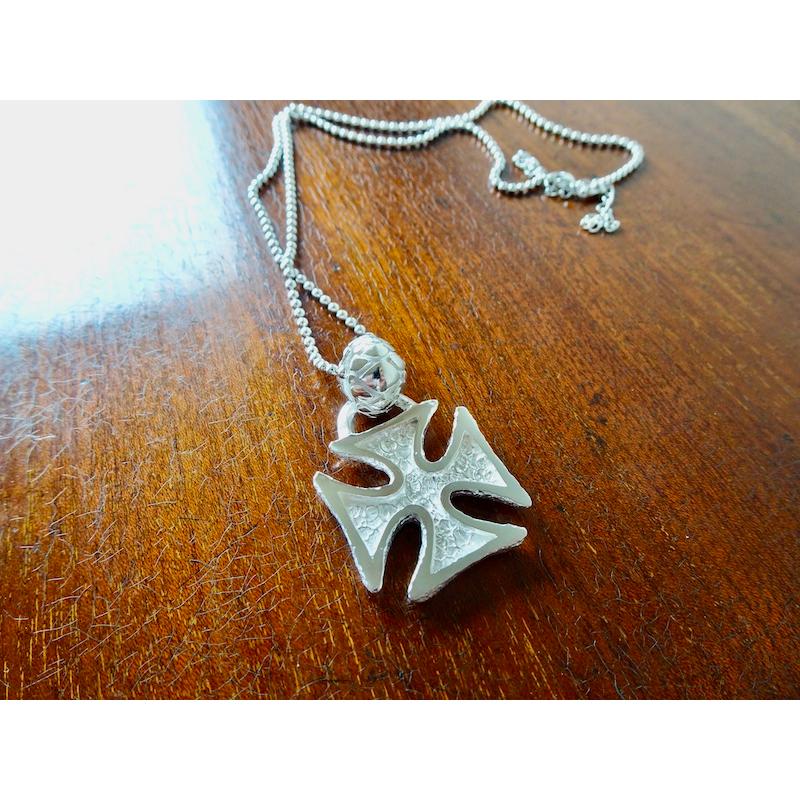仁尾彫金『アイアンクロスヘッド、燻なし』ハンドメイド33 : 仁尾彫金 