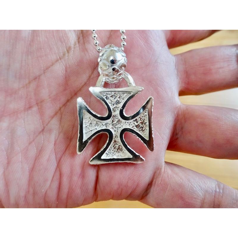 仁尾彫金『アイアンクロスヘッド、燻なし』ハンドメイド33 : 仁尾彫金 