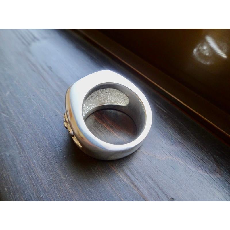 仁尾彫金『プラチナ、ラッキースカル印台リング』ハンドメイド244 